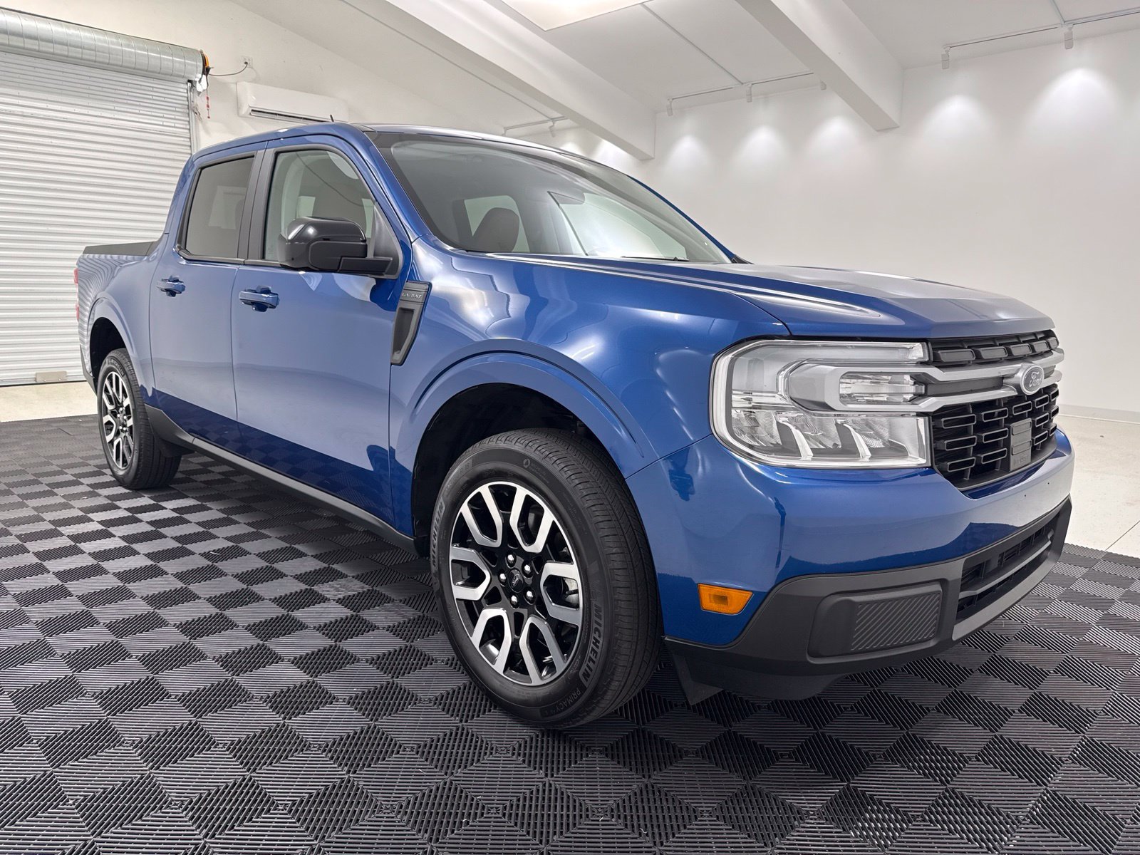 Used 2024 Ford Maverick Lariat AWD/4WD image 1