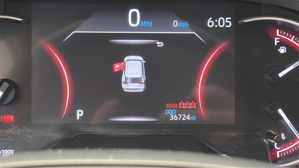 Used 2025 Toyota RAV4 LE AWD/4WD image 15