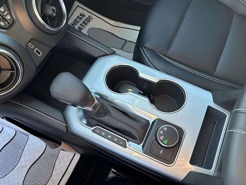 Used 2024 Chevrolet Blazer LT image 17