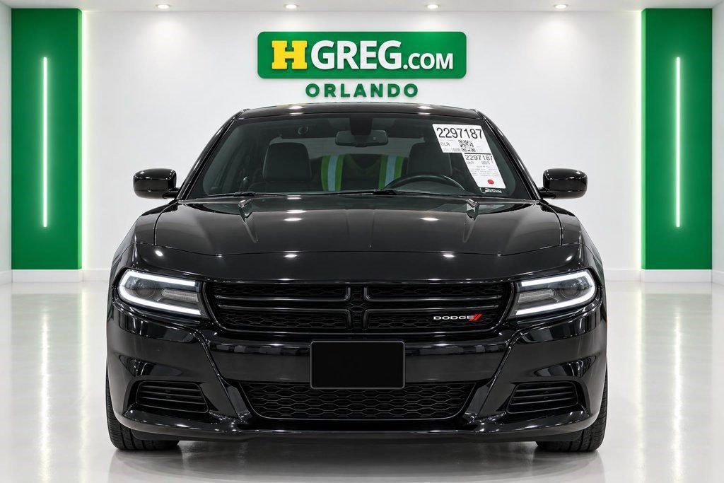 Used 2020 Dodge Charger SXT w/ Leather Interior Group RWD image 7
