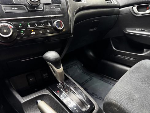 Used 2013 Honda Civic LX image 24
