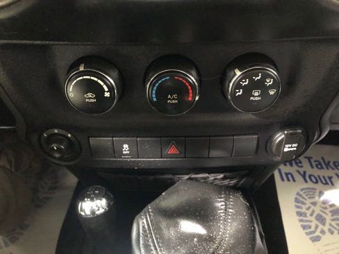 Used 2015 Jeep Wrangler Sport w/ Quick Order Package 23S image 20