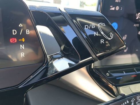Certified 2022 Volkswagen ID.4 Pro S RWD image 27