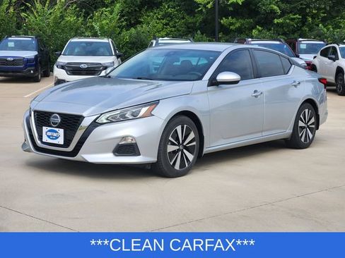 Used 2022 Nissan Altima 2.5 SV FWD image 3
