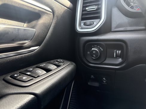 Used 2022 RAM 1500 Big Horn AWD/4WD image 24