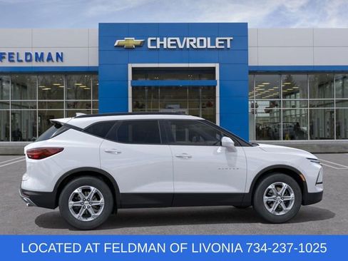 New 2025 Chevrolet Blazer LT w/ Convenience Package image 5