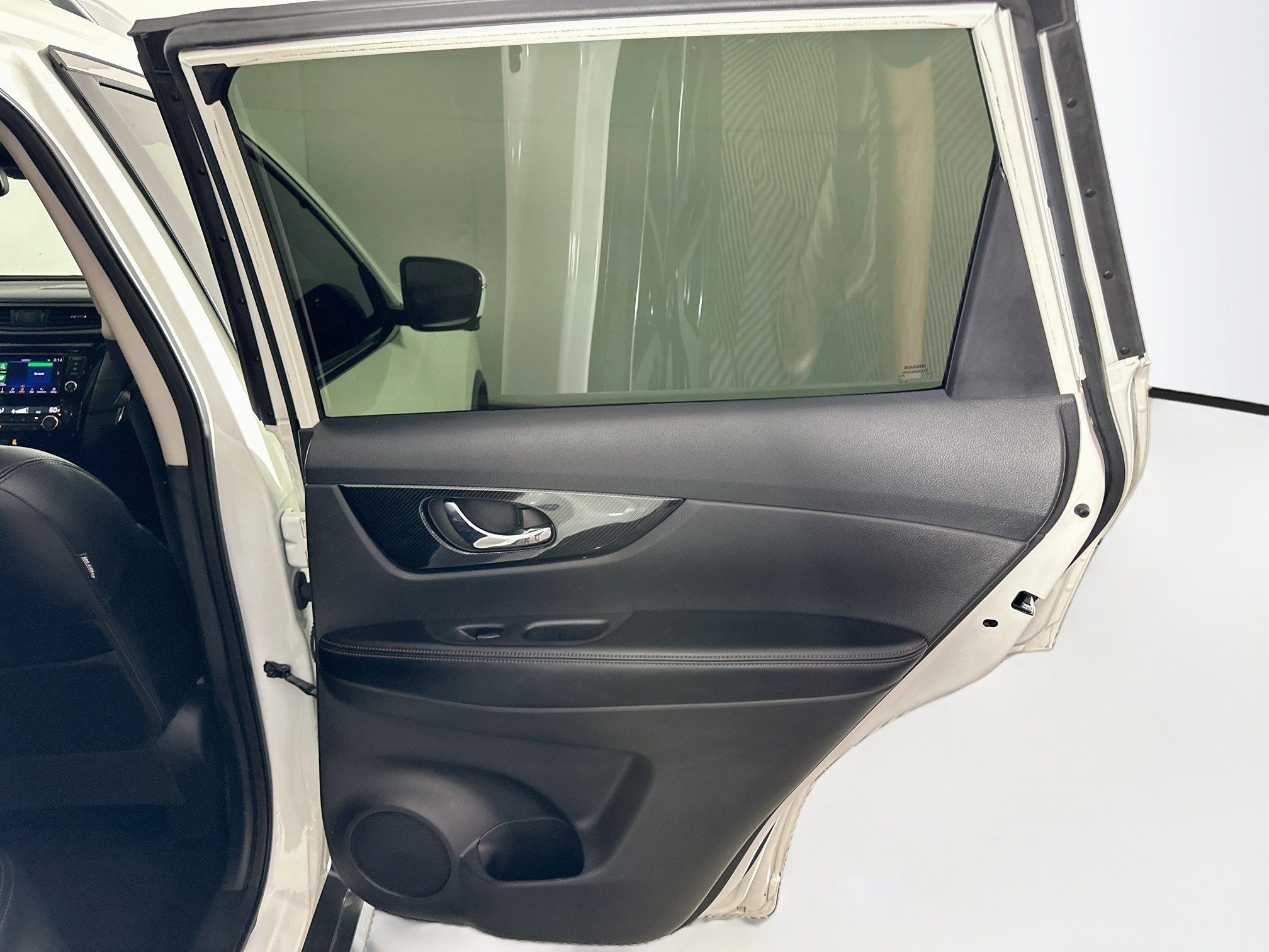 Used 2020 Nissan Rogue SL w/ Premium Package FWD image 31