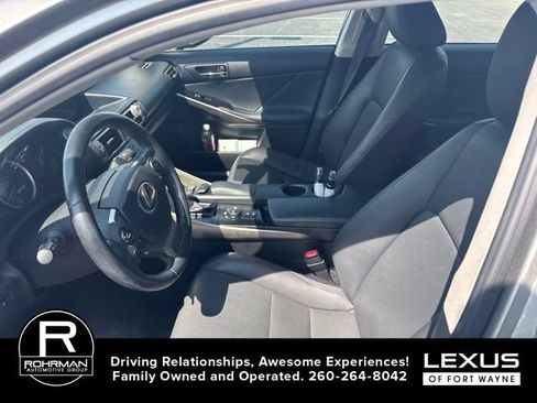 Used 2014 Lexus IS 250 AWD w/ Navigation Package image 10