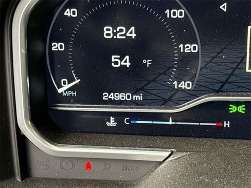 Used 2022 GMC Sierra 1500 AT4X image 9