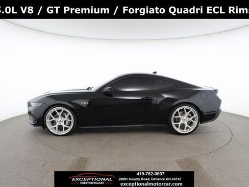 Used 2025 Ford Mustang GT Premium image 6