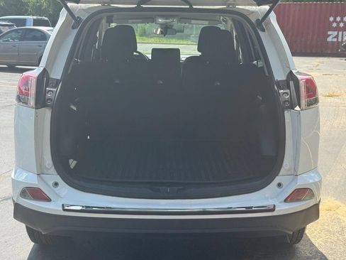 Used 2018 Toyota RAV4 LE w/ All Weather Liner Package FWD image 6
