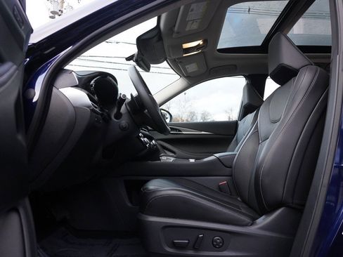 Used 2025 INFINITI QX60 Luxe image 36