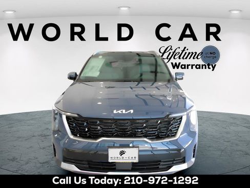 New 2025 Kia Sorento EX w/ Panoramic Sunroof Package image 2