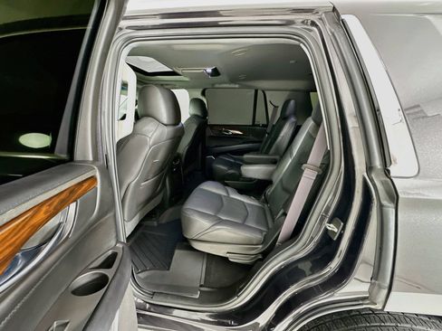 Used 2016 Cadillac Escalade Premium AWD/4WD image 27