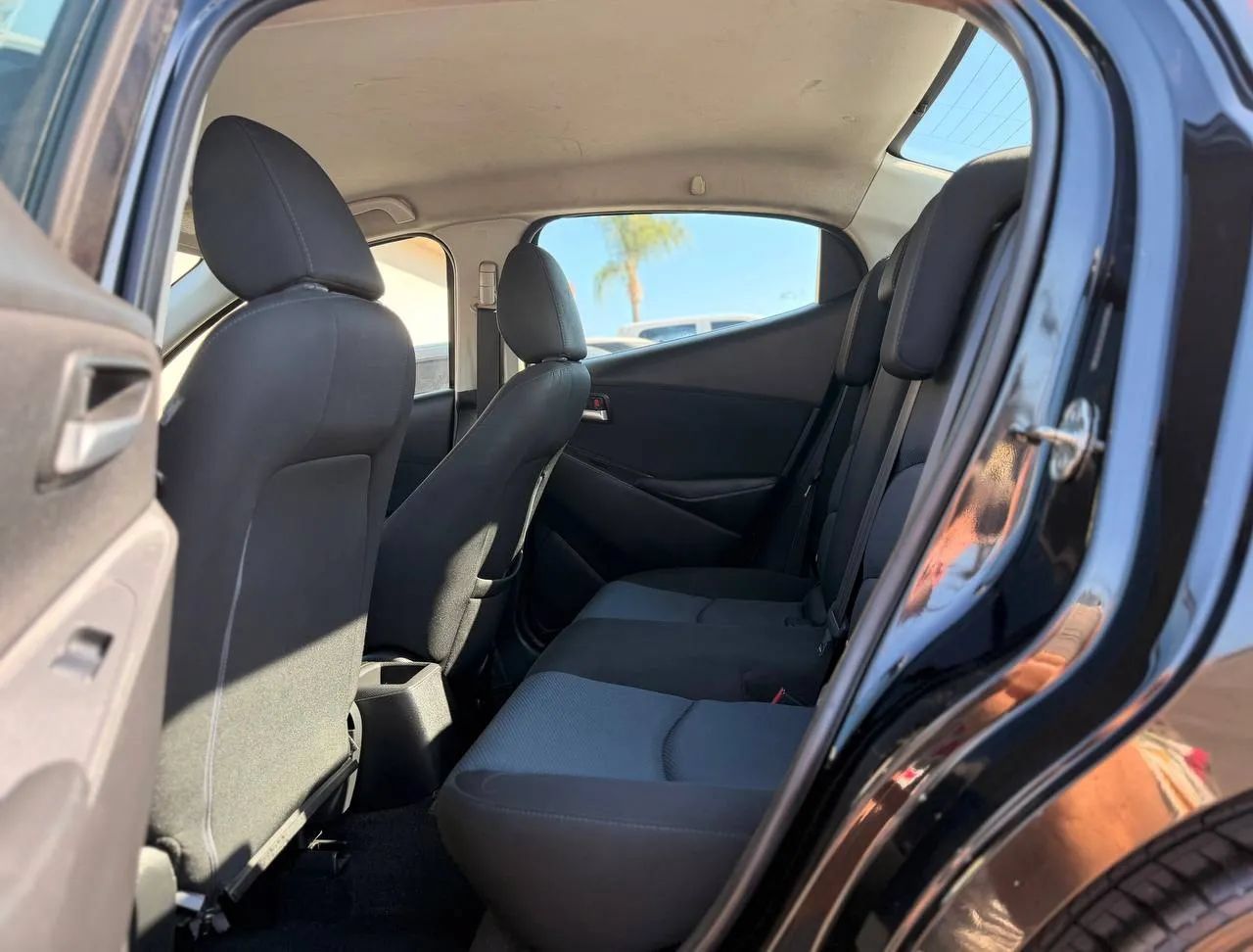 Used 2018 Toyota Yaris iA FWD image 29