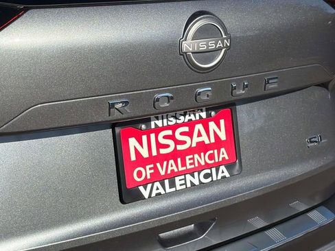 Certified 2023 Nissan Rogue SL w/ SL Premium Package image 6