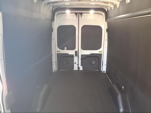 Used 2023 Ford E-Transit 148 High Roof Extended w/ Load Area Protection Package image 23