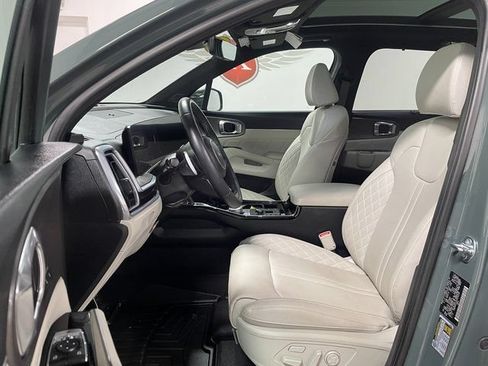 Used 2025 Kia Sorento SX Prestige AWD/4WD image 11
