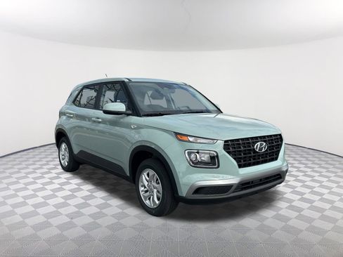 New 2026 Hyundai Venue SE FWD image 3