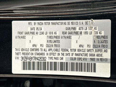 Used 2024 MAZDA MAZDA3 s FWD image 12