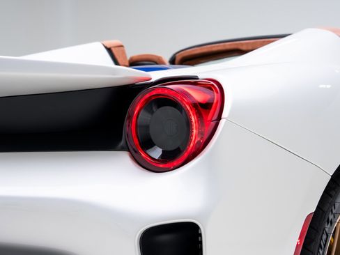 Used 2020 Ferrari 488 Pista Spider image 50