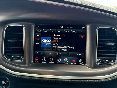 Used 2019 Dodge Charger R/T image 16