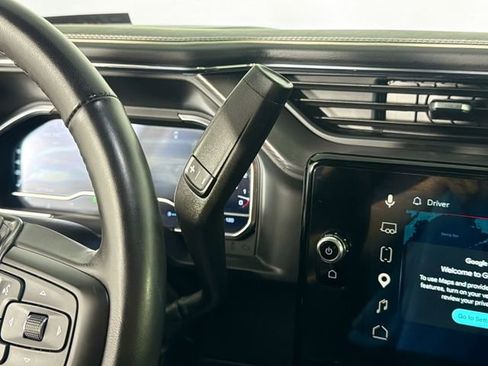 Used 2024 GMC Sierra 2500 Denali Ultimate AWD/4WD image 17