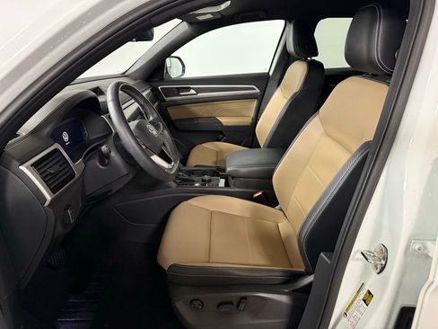 Used 2022 Volkswagen Atlas Cross Sport SE AWD/4WD image 9