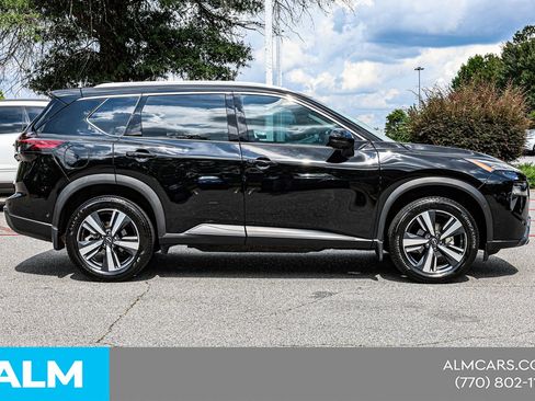 Used 2025 Nissan Rogue SL FWD image 10