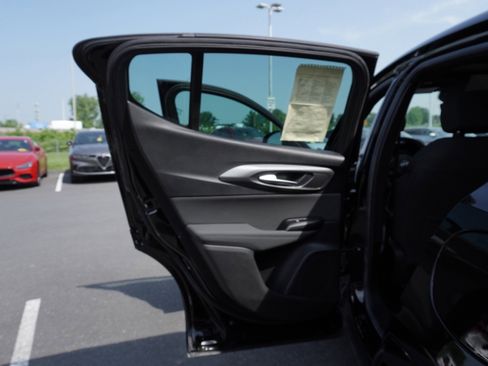 Used 2024 Alfa Romeo Tonale Ti image 30