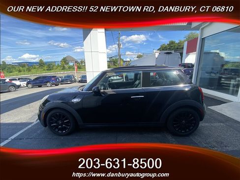 Used 2016 MINI Cooper S FWD image 2