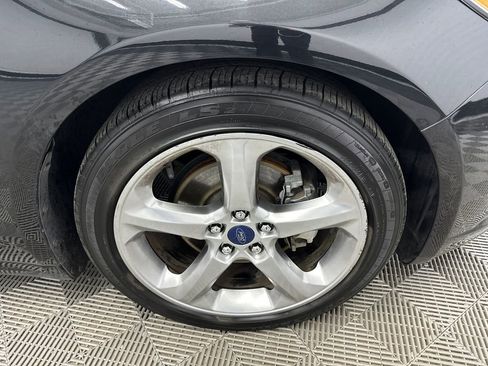 Used 2015 Ford Fusion SE w/ Equipment Group 201A image 13