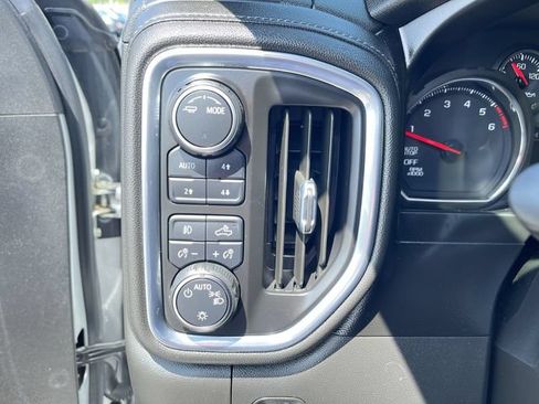 Used 2021 Chevrolet Silverado 1500 RST AWD/4WD image 17