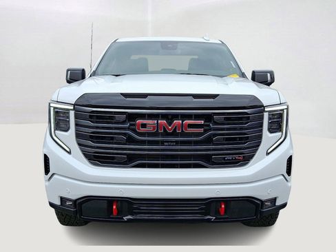 Used 2025 GMC Sierra 1500 AT4 AWD/4WD image 2