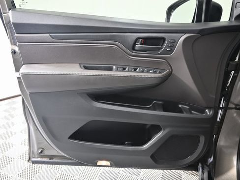 Used 2022 Honda Odyssey EX-L image 19