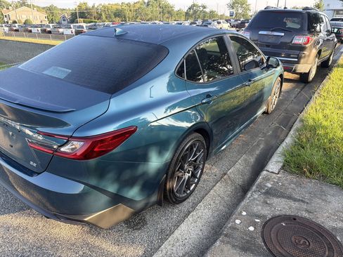 Used 2026 Toyota Camry SE w/ Convenience Package FWD image 10