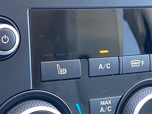 Used 2019 Land Rover Discovery Sport SE AWD/4WD image 18