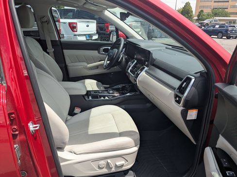 Used 2023 Kia Sorento SX Prestige AWD/4WD image 31
