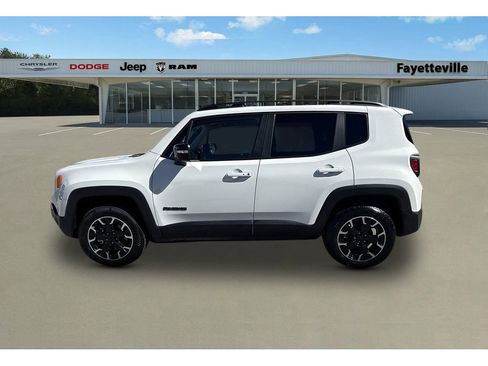 Used 2023 Jeep Renegade Latitude image 6