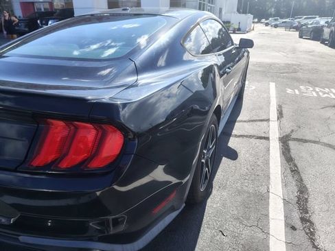 Used 2019 Ford Mustang Coupe w/ Equipment Group 101A RWD image 10
