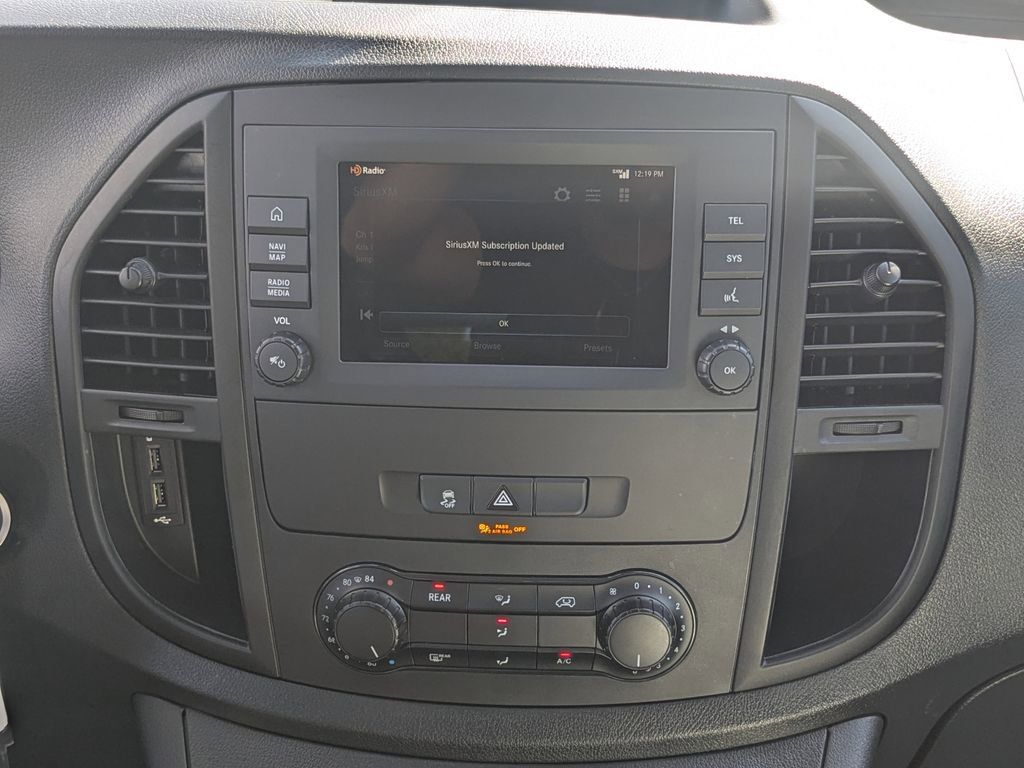 Used 2023 Mercedes-Benz Metris Passenger image 5