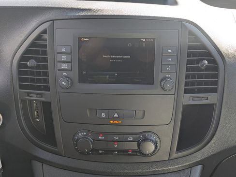 Certified 2023 Mercedes-Benz Metris Passenger image 5