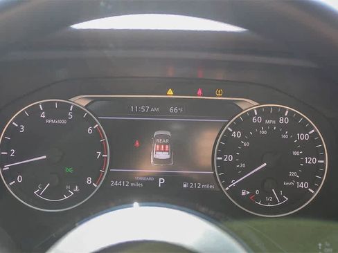 Used 2023 Nissan Rogue SV image 31