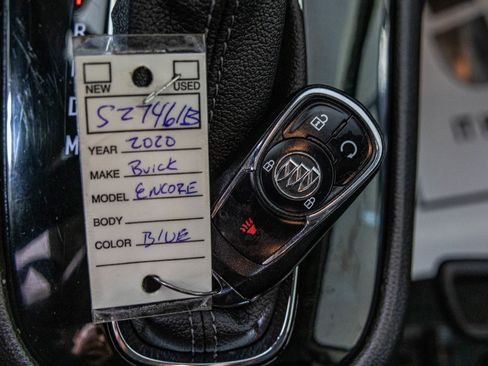 Used 2020 Buick Encore Preferred FWD image 27