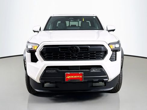 New 2026 Toyota Tacoma TRD Off-Road w/ TRD Off Road Premium Package AWD/4WD image 2