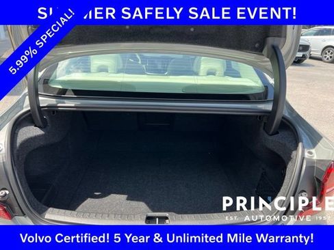 Certified 2024 Volvo S60 T8 Plus AWD/4WD image 28