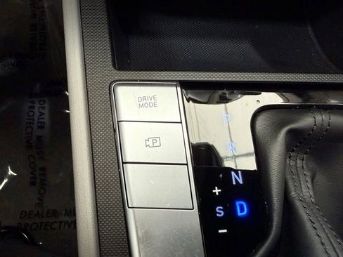 Used 2023 Hyundai Elantra SEL FWD image 36