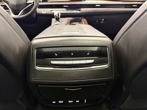Used 2023 Cadillac Escalade Sport Platinum w/ Heavy-Duty Trailer Package AWD/4WD image 59