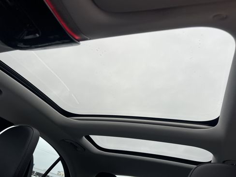 Used 2025 Mercedes-Benz E 350 Sedan image 28