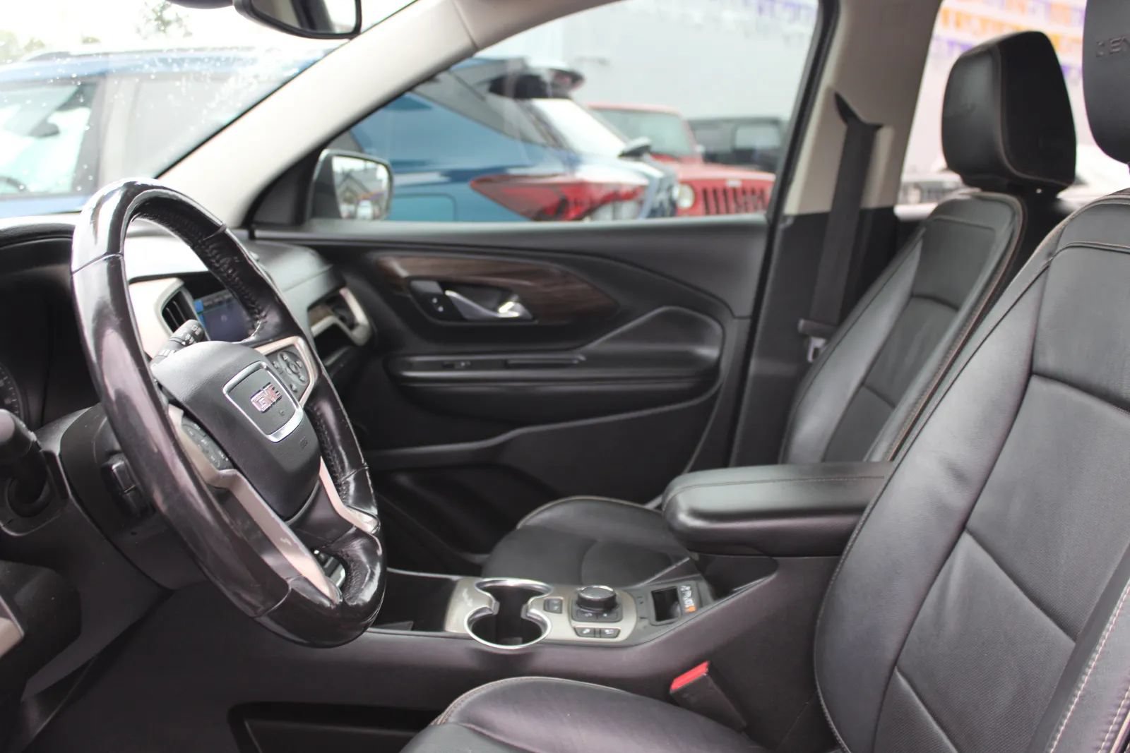 Used 2019 GMC Terrain Denali w/ Advanced Safety Package FWD image 13
